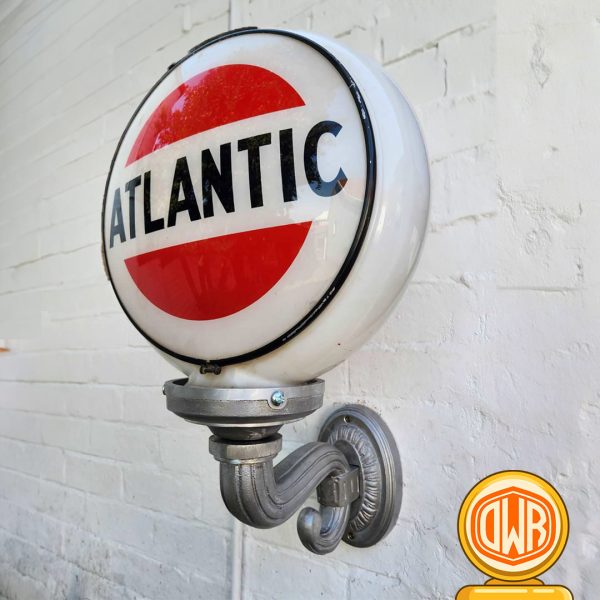 Globe Holder Wall Mounted